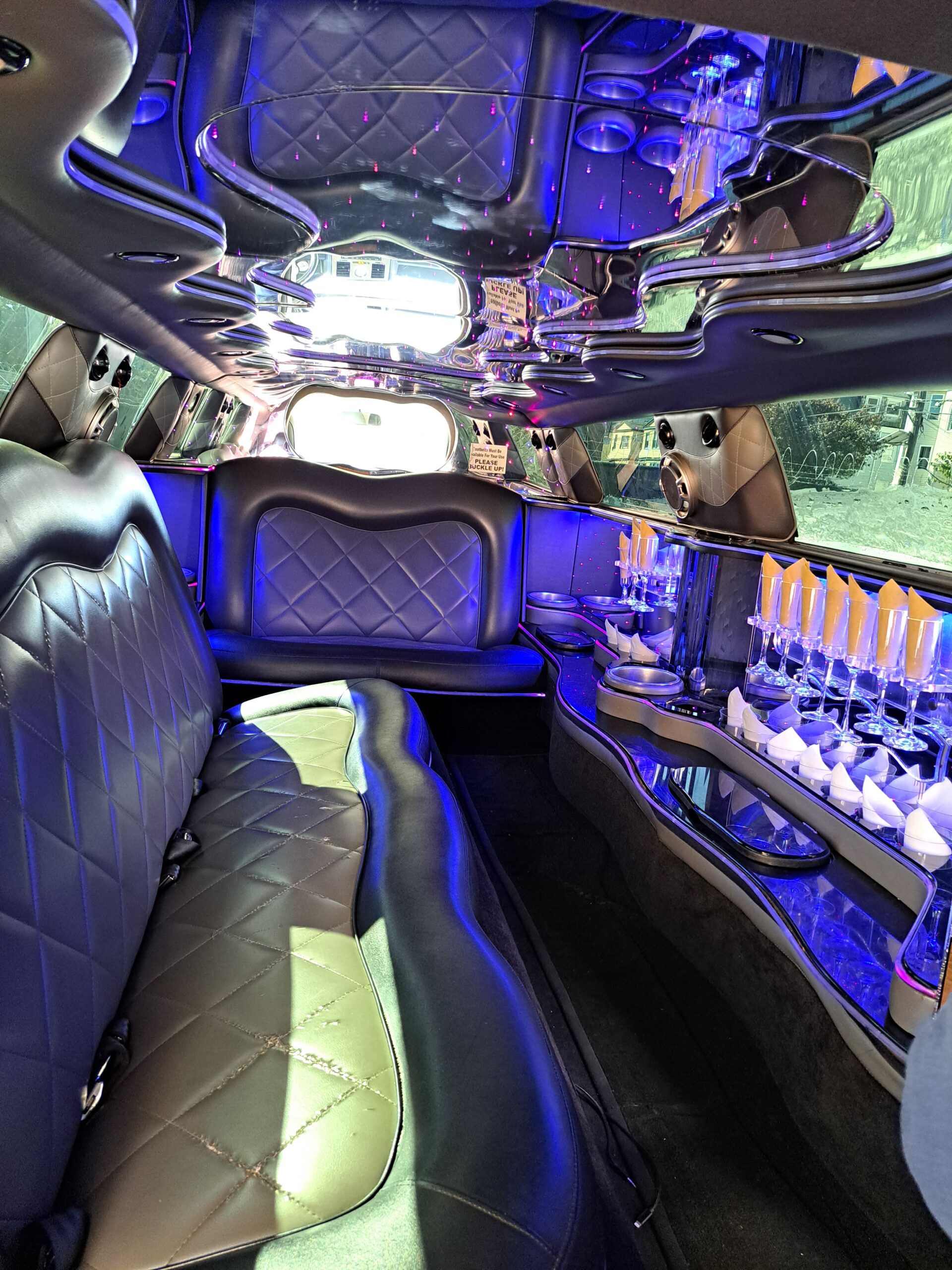 Chrysler 300 Limo picture